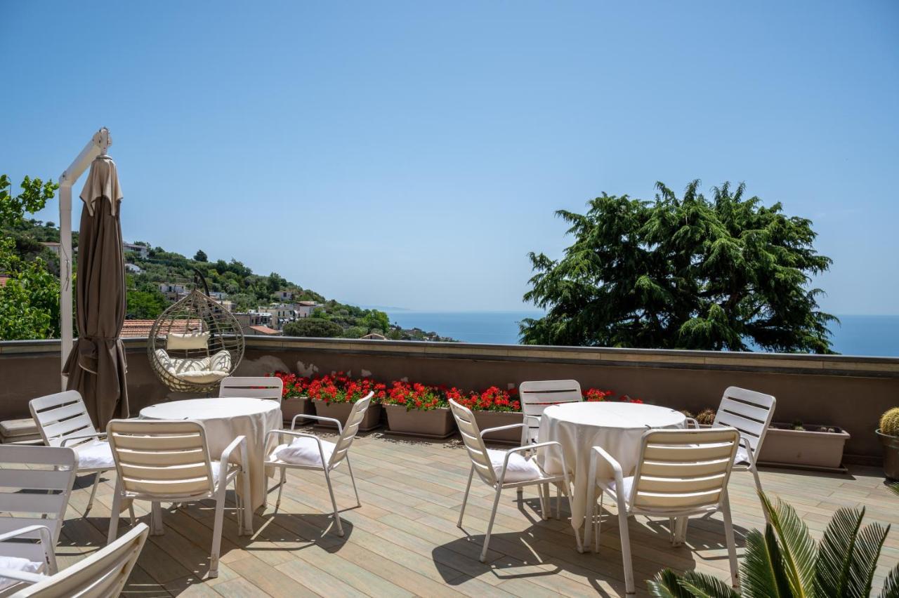 Hotel Montana Sant'Agata sui due Golfi Ngoại thất bức ảnh
