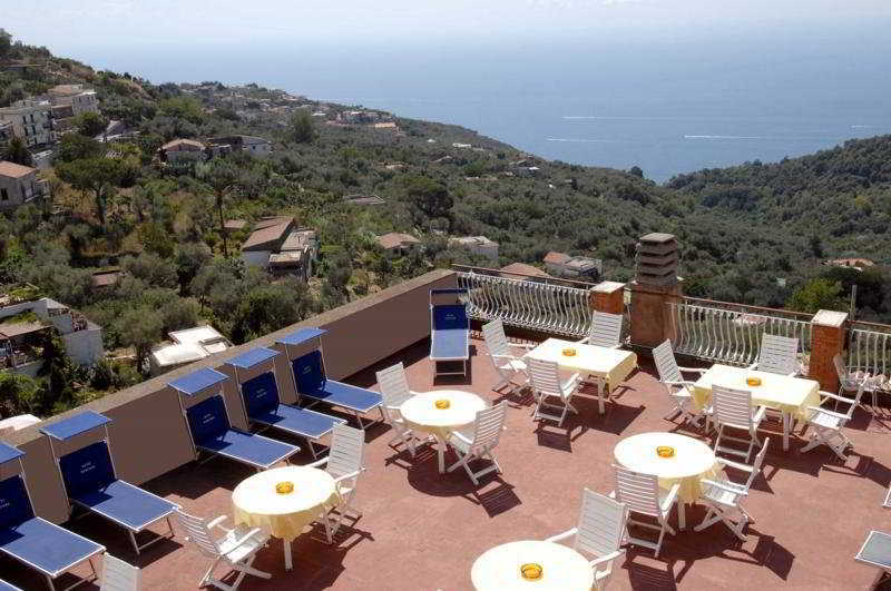 Hotel Montana Sant'Agata sui due Golfi Ngoại thất bức ảnh