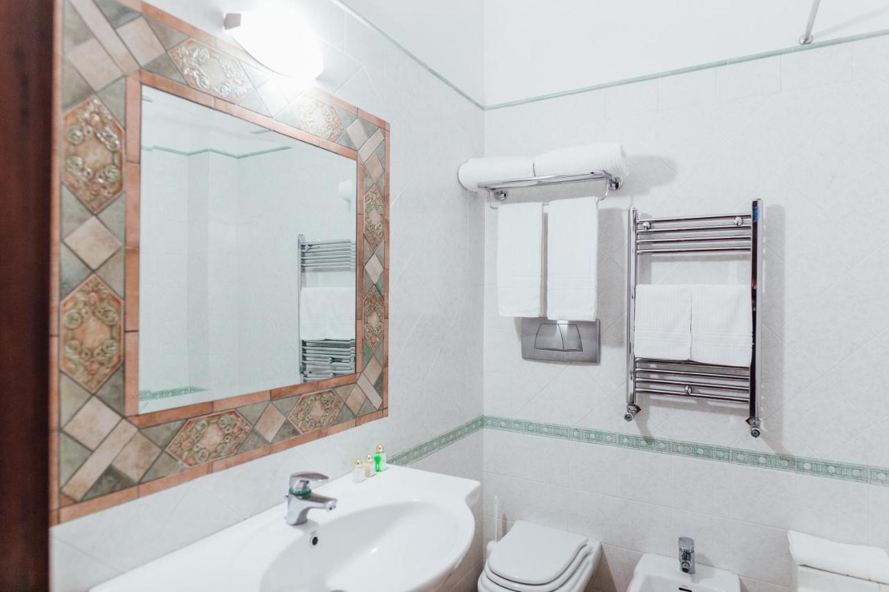 Hotel Montana Sant'Agata sui due Golfi Ngoại thất bức ảnh